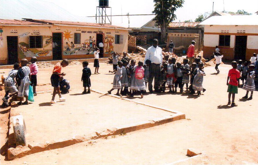 p114_Schule_in_Luzira_Uganda_002